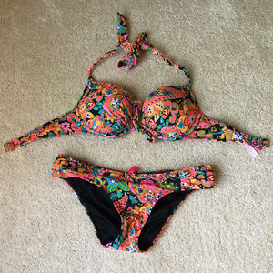 Victoria's Secrett bathing suit